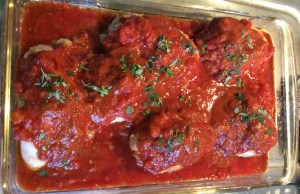 Chicken pieces with sauce 