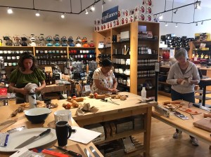 Knife skills class- people using knives